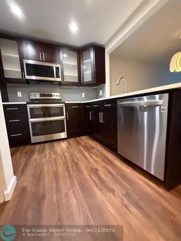 9480 Poinciana Place Davie FL 33324