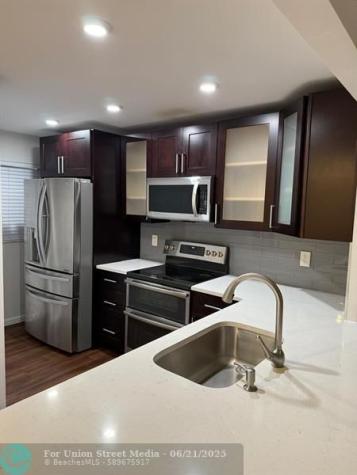9480 Poinciana Place Davie FL 33324