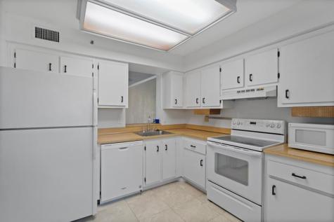 4550 NW 18th Avenue Deerfield Beach FL 33064