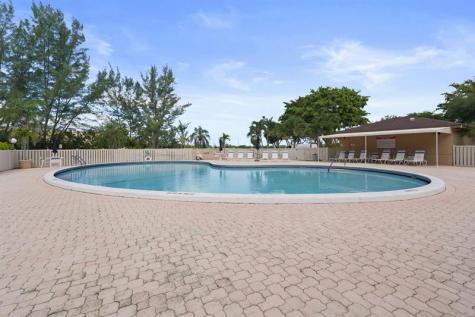 4550 NW 18th Avenue Deerfield Beach FL 33064
