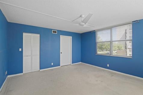 4550 NW 18th Avenue Deerfield Beach FL 33064