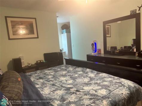 3281 Cocoplum Circle Coconut Creek FL 33063