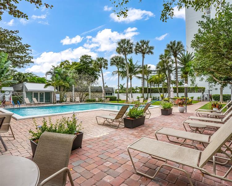 801 S Federal Highway Pompano Beach FL 33062