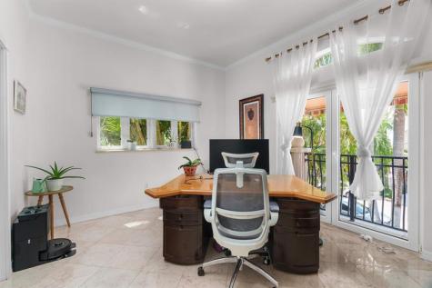 70 Isle Of Venice Fort Lauderdale FL 33301