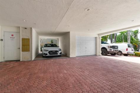 70 Isle Of Venice Fort Lauderdale FL 33301