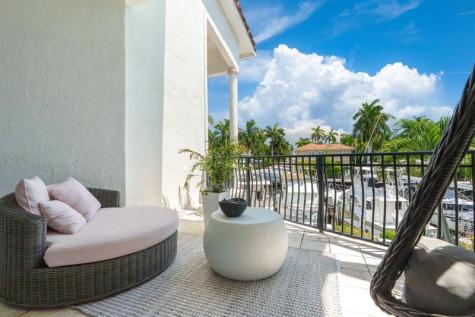 70 Isle Of Venice Fort Lauderdale FL 33301