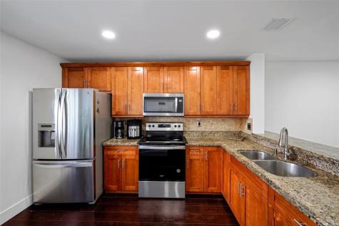 757 NW 208th Drive Pembroke Pines FL 33029