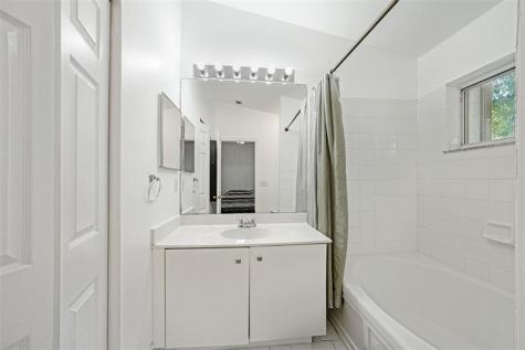 757 NW 208th Drive Pembroke Pines FL 33029