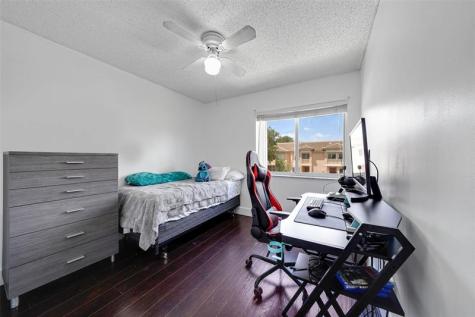 757 NW 208th Drive Pembroke Pines FL 33029