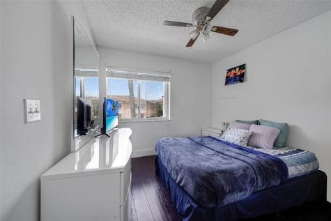 757 NW 208th Drive Pembroke Pines FL 33029
