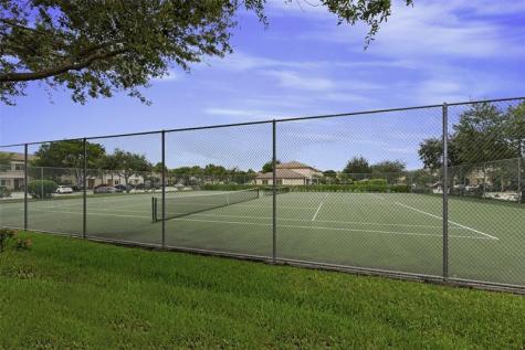 757 NW 208th Drive Pembroke Pines FL 33029