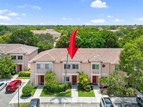 757 NW 208th Drive Pembroke Pines FL 33029