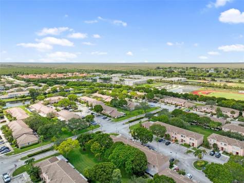 757 NW 208th Drive Pembroke Pines FL 33029