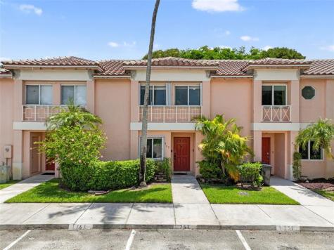757 NW 208th Drive Pembroke Pines FL 33029
