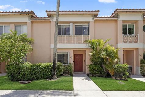 757 NW 208th Drive Pembroke Pines FL 33029