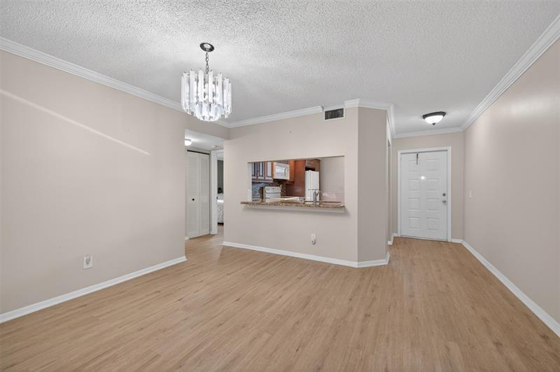 2524 NW 104th Avenue Sunrise FL 33322