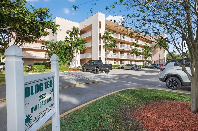 2524 NW 104th Avenue Sunrise FL 33322