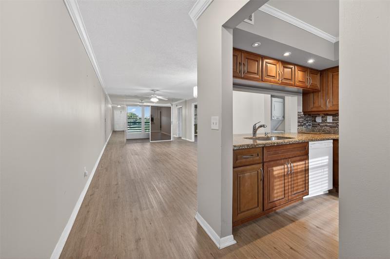 2524 NW 104th Avenue Sunrise FL 33322