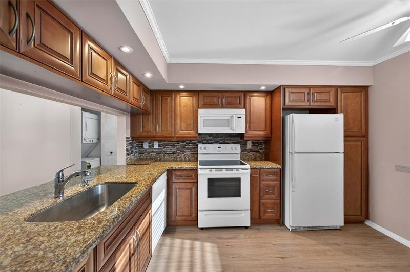 2524 NW 104th Avenue Sunrise FL 33322