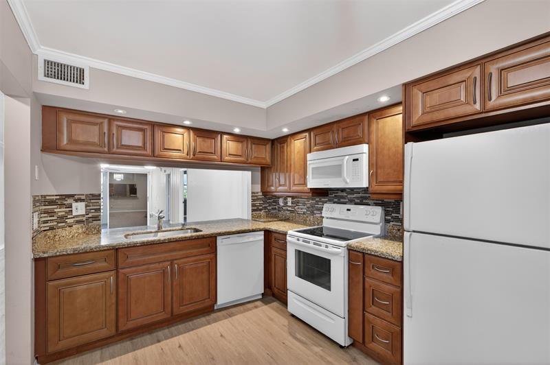 2524 NW 104th Avenue Sunrise FL 33322