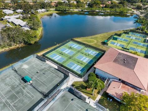 842 Club Drive Palm Beach Gardens FL 33418