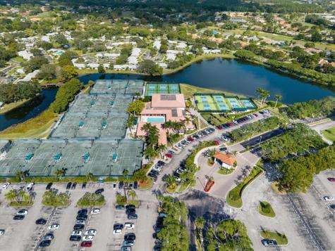 842 Club Drive Palm Beach Gardens FL 33418