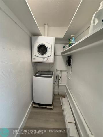 2213 Lincoln Street Hollywood FL 33020