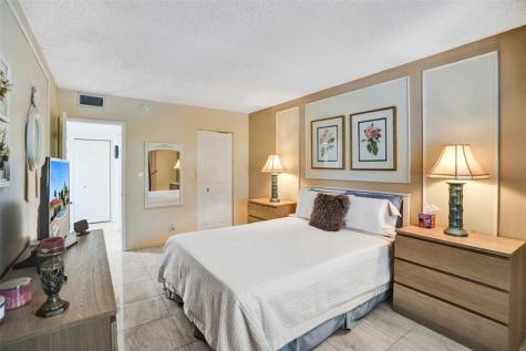5681 SW 2nd Court Margate FL 33068