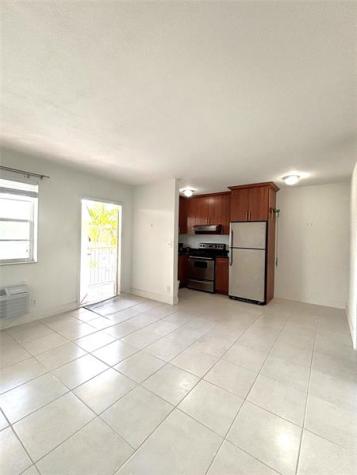 4071 N Dixie Highway Oakland Park FL 33334