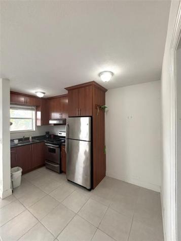 4071 N Dixie Highway Oakland Park FL 33334