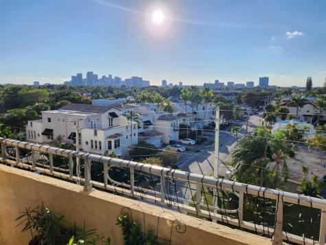 900 NE 18th Avenue Fort Lauderdale FL 33304