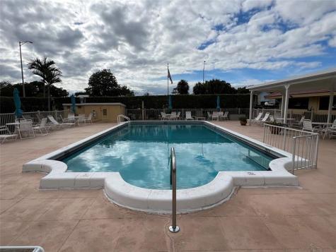 2601 NE 14th Street Causeway Pompano Beach FL 33062