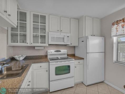 2748 NW 104th Avenue Sunrise FL 33322