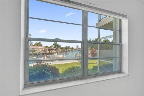 2201 SE 9th Street Pompano Beach FL 33062