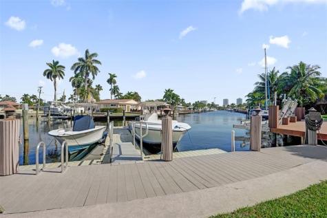 2201 SE 9th Street Pompano Beach FL 33062