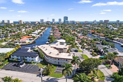 2201 SE 9th Street Pompano Beach FL 33062