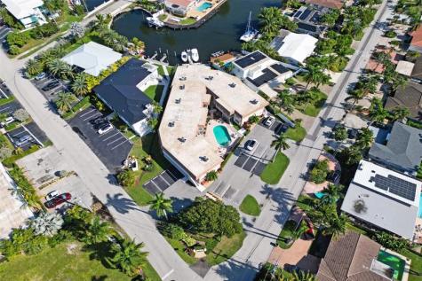 2201 SE 9th Street Pompano Beach FL 33062