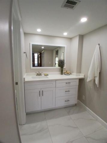 907 Cypress Terrace Pompano Beach FL 33069