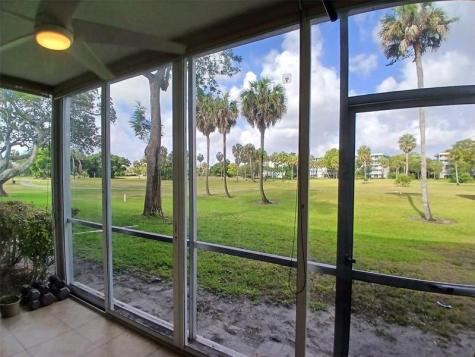 907 Cypress Terrace Pompano Beach FL 33069