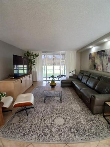907 Cypress Terrace Pompano Beach FL 33069