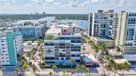 851 N Surf Road Hollywood FL 33019