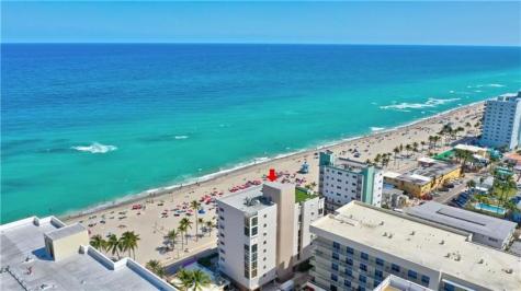 851 N Surf Road Hollywood FL 33019