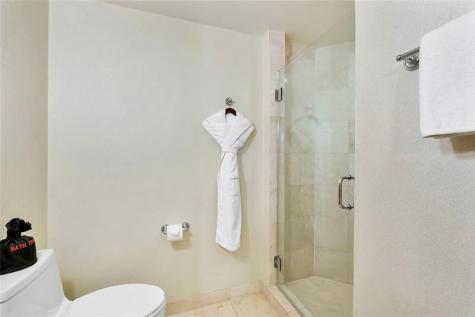 18001 Collins Avenue North Miami Beach FL 33160