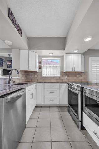 11001 Lakemore Lane Boca Raton FL 33498