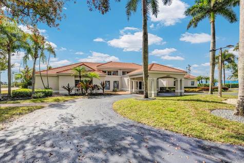 11001 Lakemore Lane Boca Raton FL 33498
