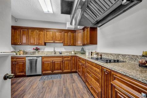 11001 Lakemore Lane Boca Raton FL 33498
