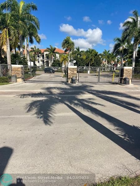 5454 NW 27 Street Margate FL 33063
