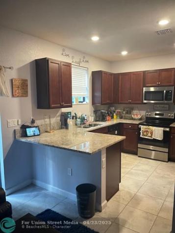 5454 NW 27 Street Margate FL 33063