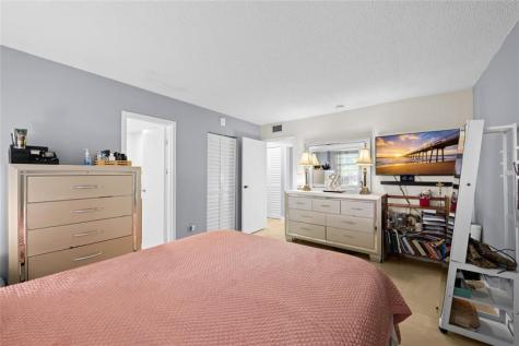 471 N Pine Island Road Plantation FL 33324