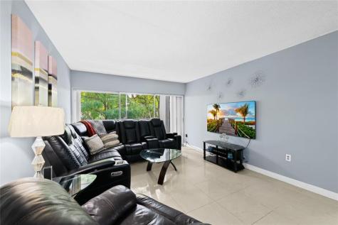 471 N Pine Island Road Plantation FL 33324
